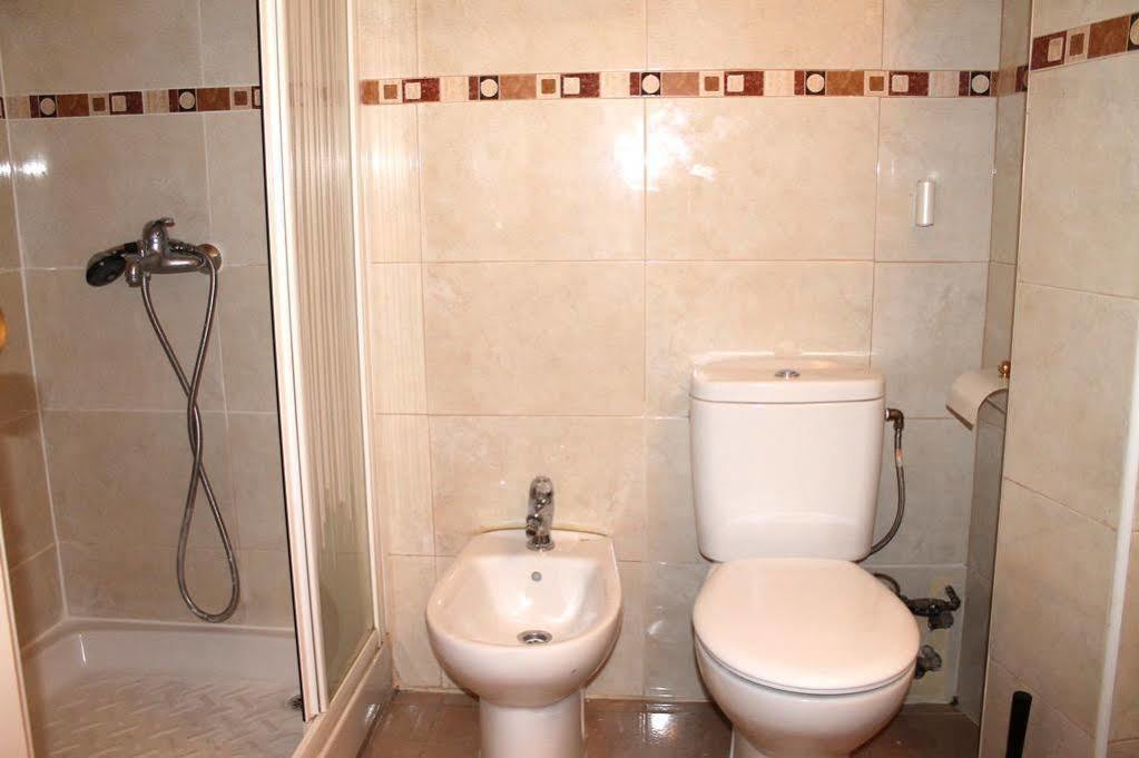 מדריד Apartamentos Rialto מראה חיצוני תמונה